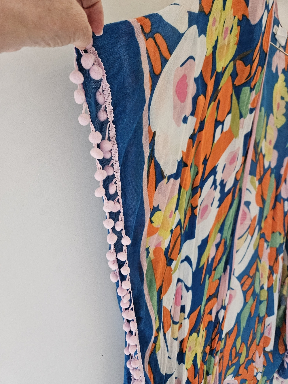 Shiraleah "Carley" Kimono Blue Floral with pink Pom-Poms - Picture 5 of 8
